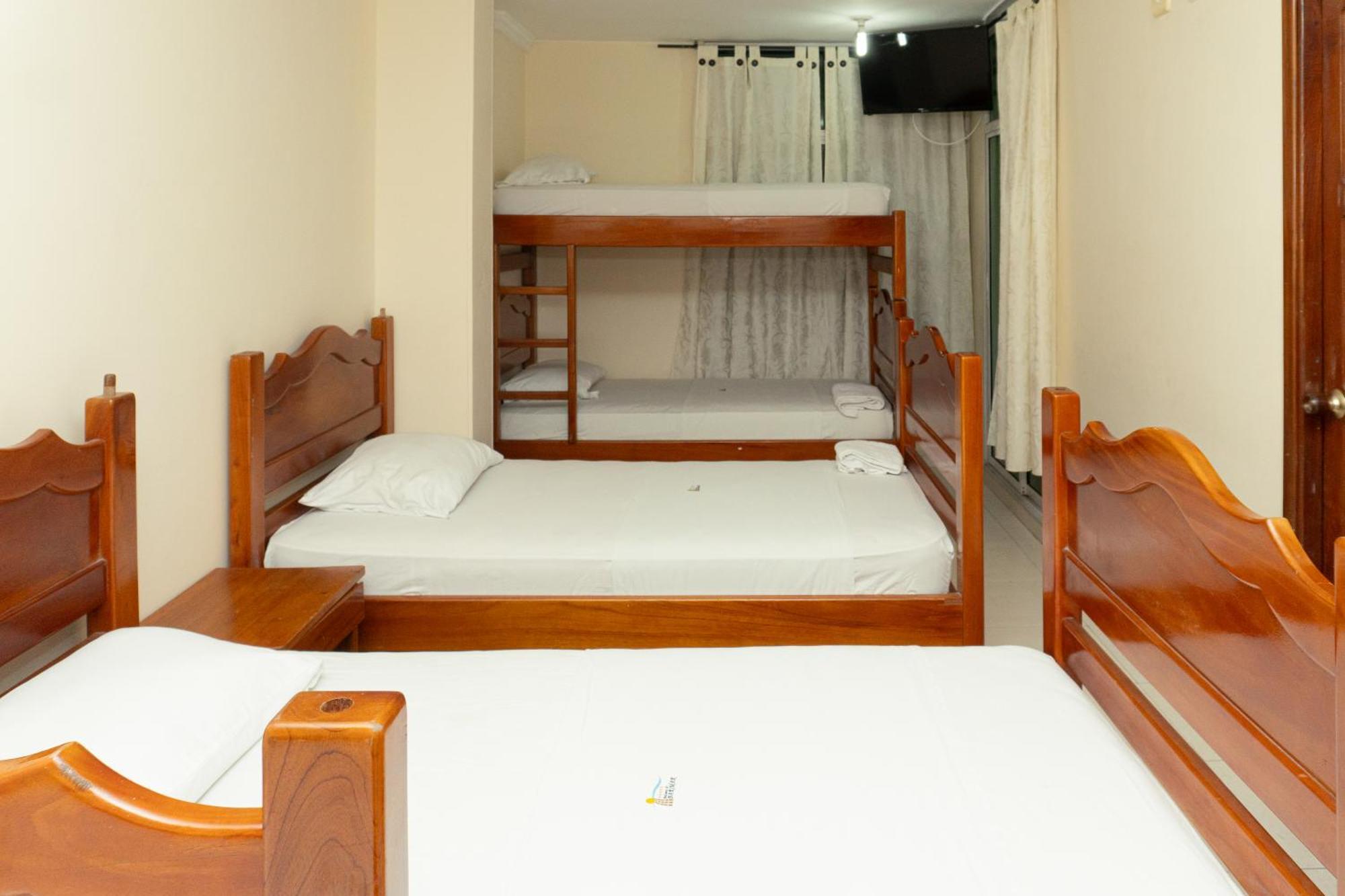 Hotel Gaira Mar Санта Марта Екстериор снимка